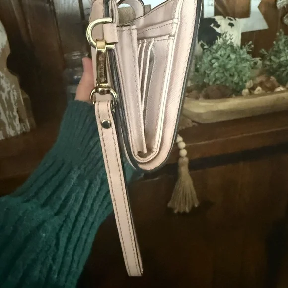 Michael Kors Light Pink Wristlet - Picture 12 of 16